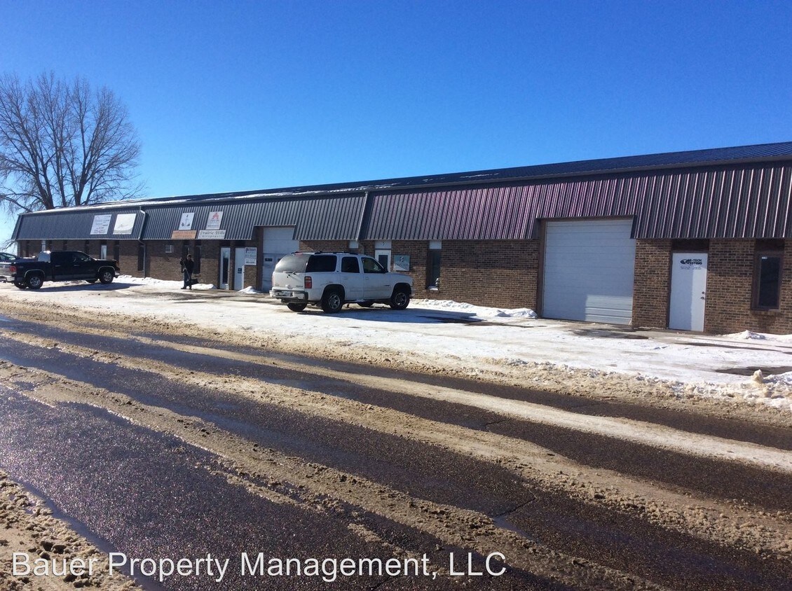 2125 Sims St, Dickinson, ND 58601 Condo for Rent in Dickinson, ND