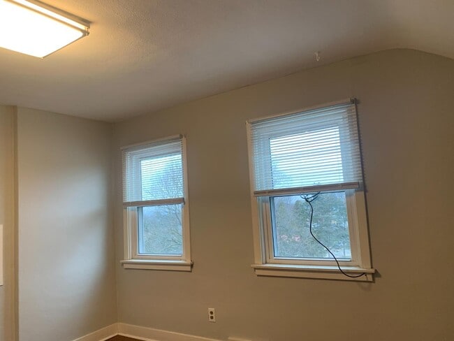 Building Photo - 2705 Asbury Rd