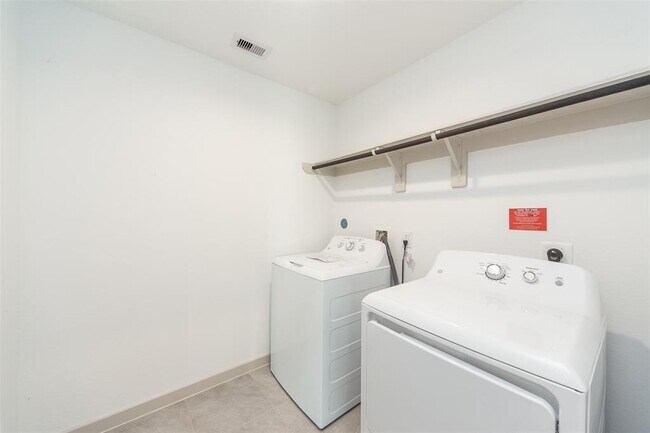 Foto del edificio - 29518 Wilkerson Ln