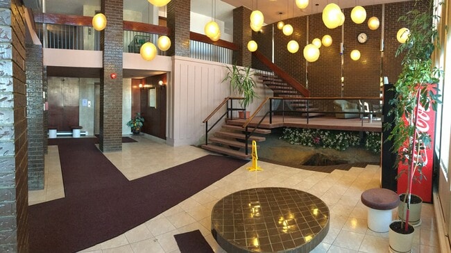 Floorplan - Regent Court Apartments