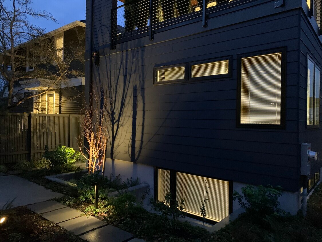 625 Malden Ave E, Seattle, WA 98112 Townhome Rentals in Seattle WA