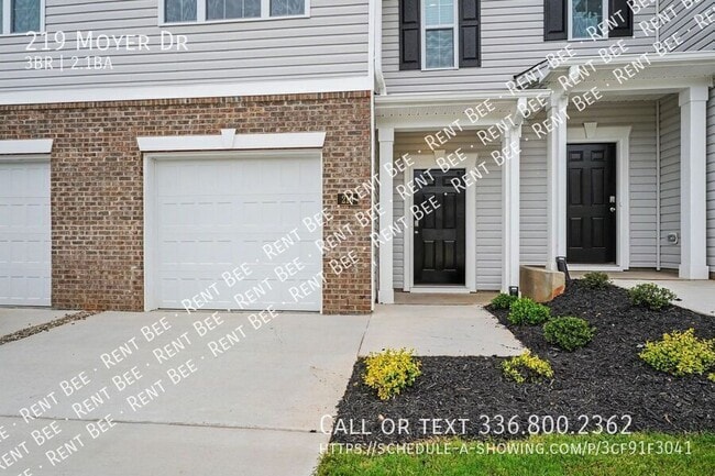 Building Photo - 219 Moyer Dr