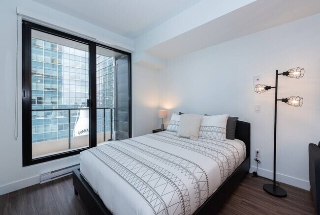 Photo du bâtiment - 1350 Boul. René-Lévesque O