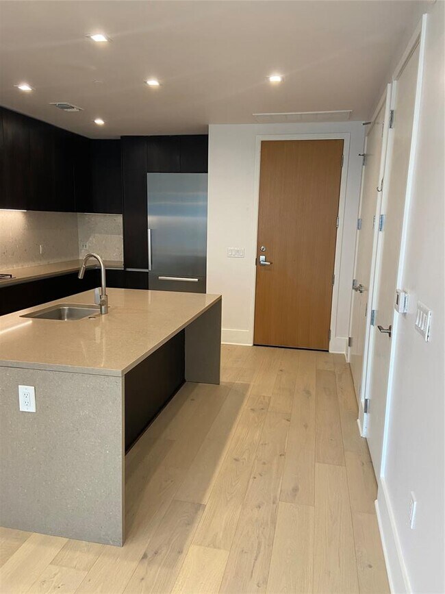 Foto del edificio - 501 West Ave