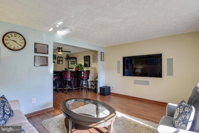 Building Photo - 2920 Ashdown Forest Dr