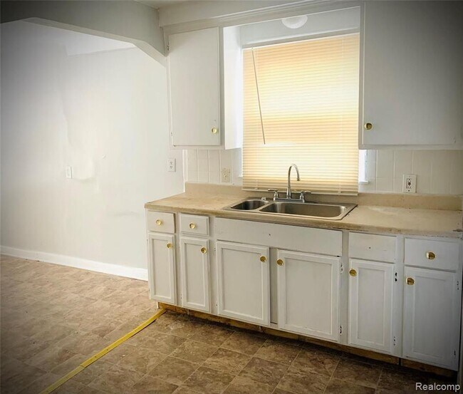 Foto del edificio - 11406 Sorrento Ave