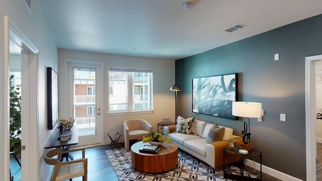 Foto del edificio - Capitol Towers - Luxury Midrise