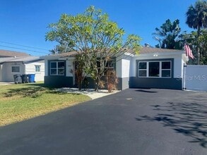 Building Photo - 1702 Bayou Grande Blvd NE