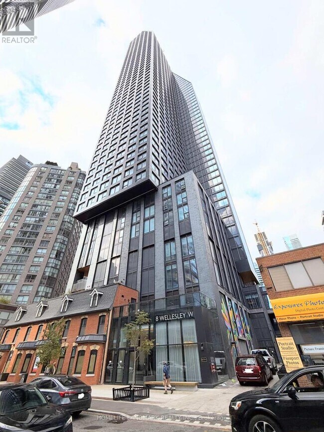 Building Photo - 8 Wellesley St W