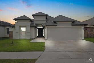 Building Photo - 4104 S Rodman Ln