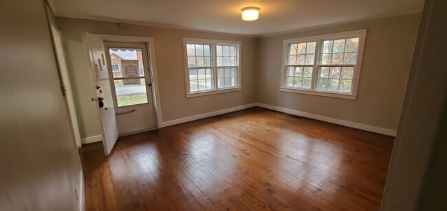 Building Photo - 239 Styers Rd