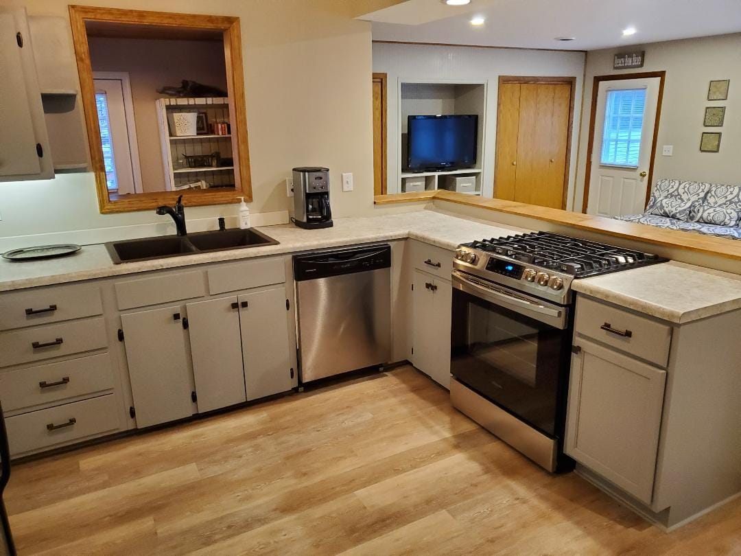 Foto principal - 7421 Washington St