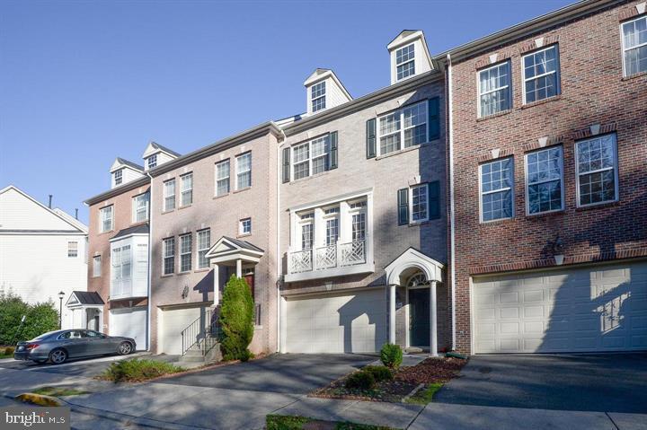 Primary Photo - 4604 Carisbrooke Ln