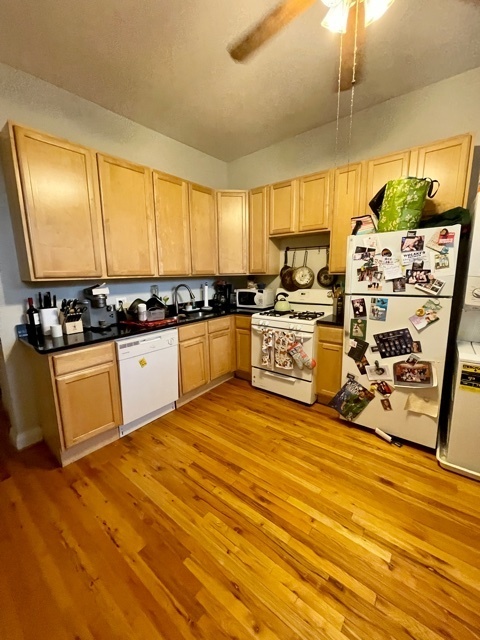 Foto del edificio - 2632 N Lincoln Ave