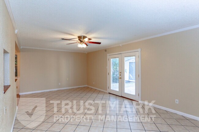 Foto del edificio - 417 Cottonwood Dr