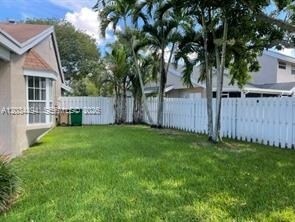 Building Photo - 11160 SW 11th Pl