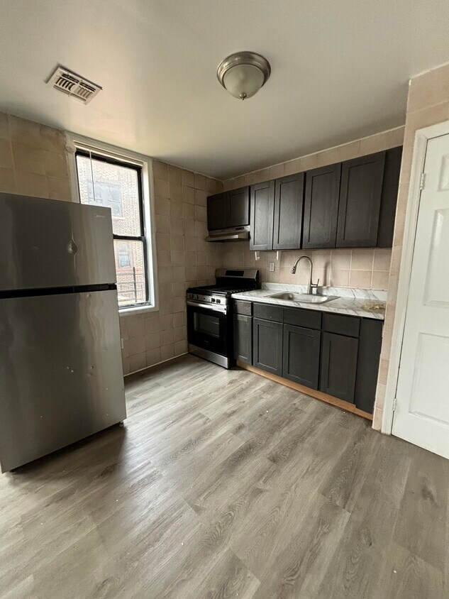 47 Milford Ave 1 - 41 Milford Ave