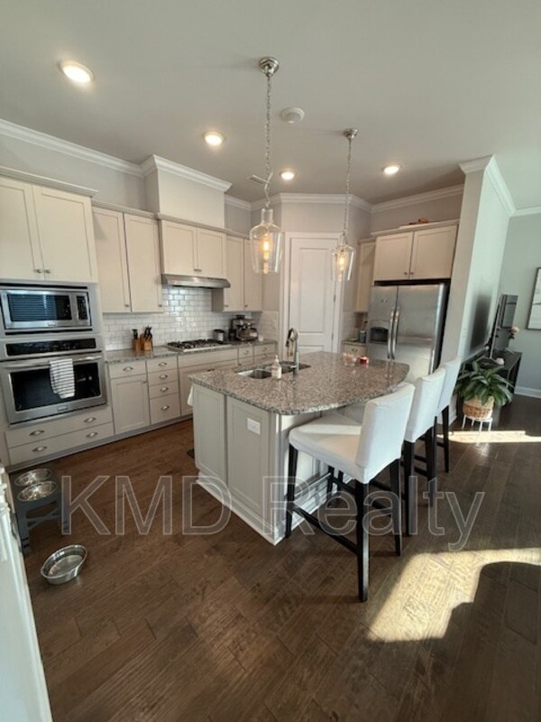 Foto del edificio - 9735 Briarwick Ln