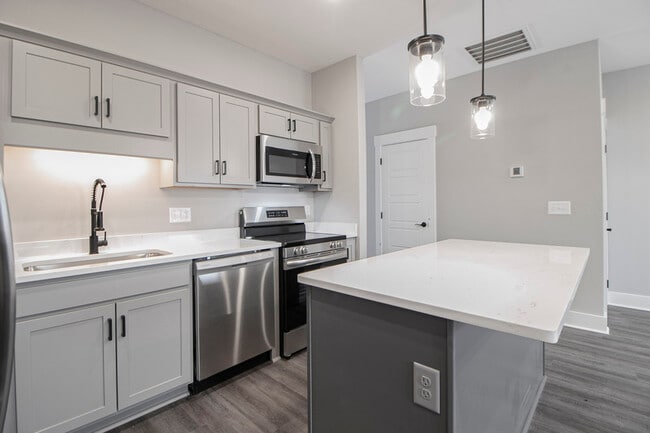 Building Photo - 403 Jonathan Wade Cir