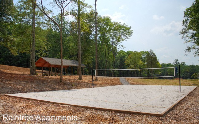 Building Photo - 2 br, 1 bath Apartment - 600 Rain Forest Road