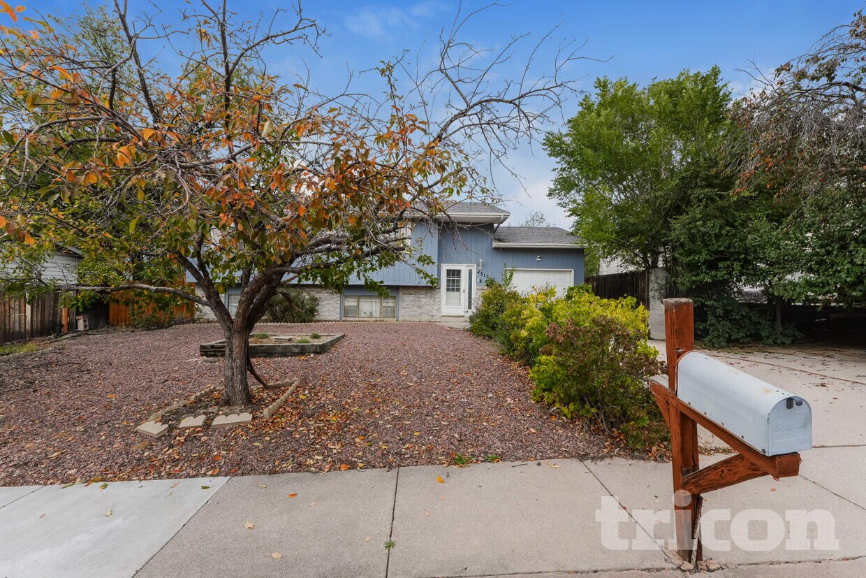 Foto principal - 4315 Eastcrest Cir W