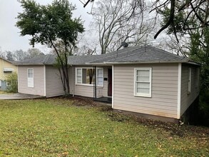 Building Photo - 2037 26th St Ensley