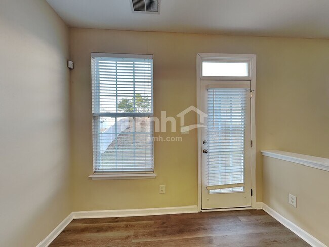 Foto del edificio - 802 Celtic Crossing Dr