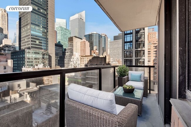 Foto del edificio - 255 E 49th St