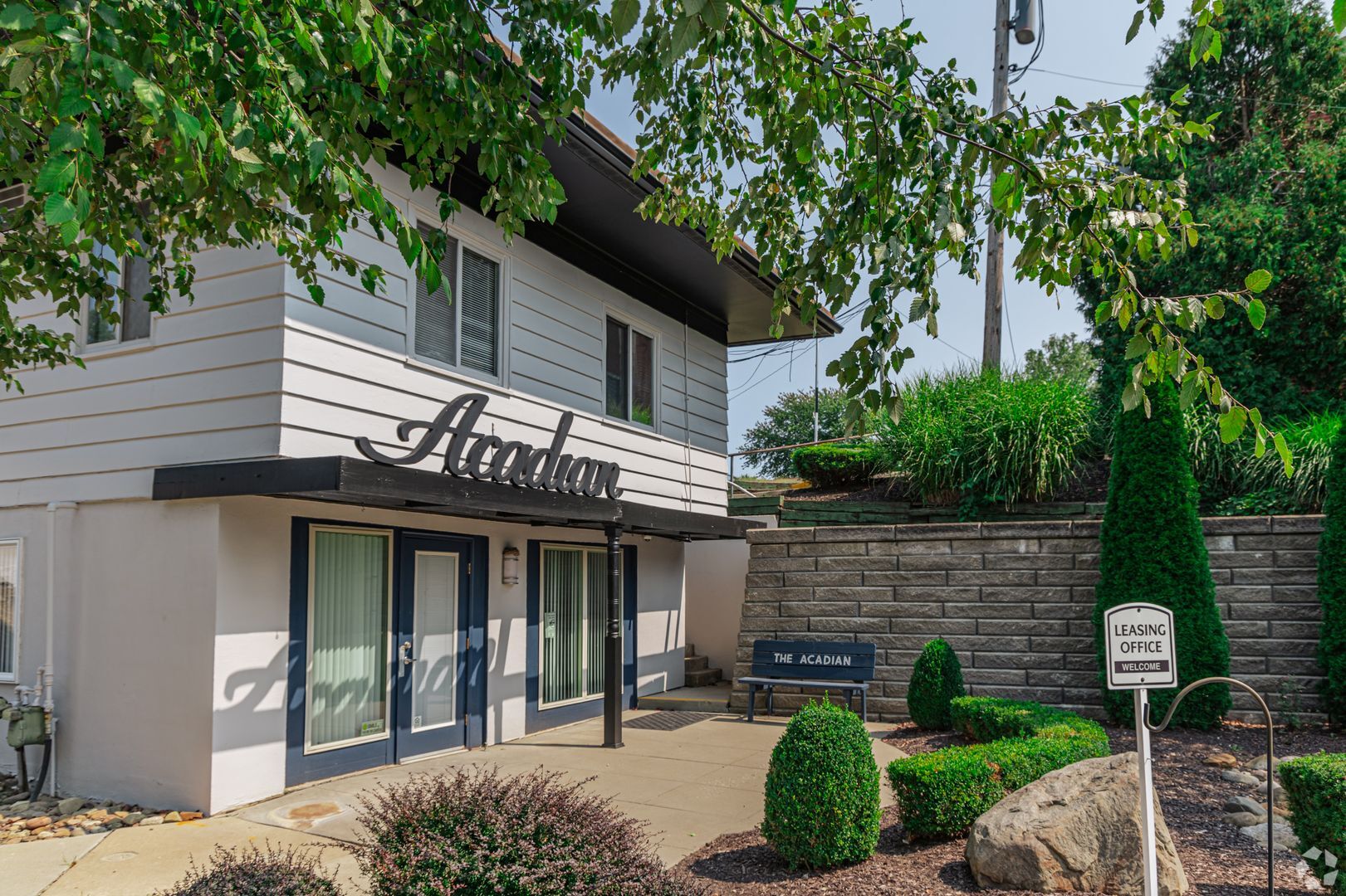 The Acadian Apartments – 2 Bed / 1 Bath HT