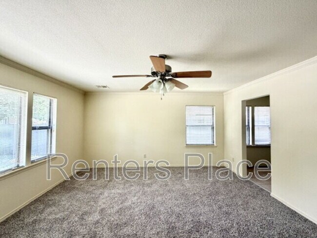 Foto del edificio - 5150 S Wheeling Ave