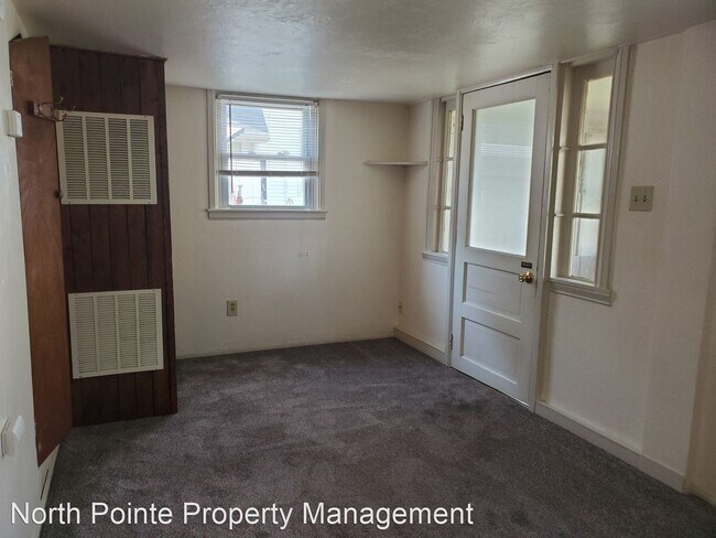 Foto del edificio - 1 br, 1 bath House - 74 S Pitt St.