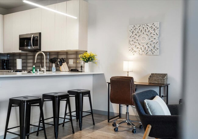 Building Photo - 5022 American Pkwy