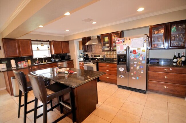Foto del edificio - 5215 Sanford Rd