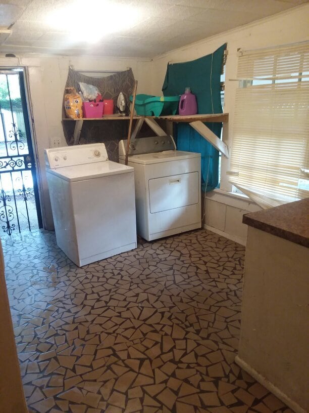 Building Photo - 1006 S 2nd St