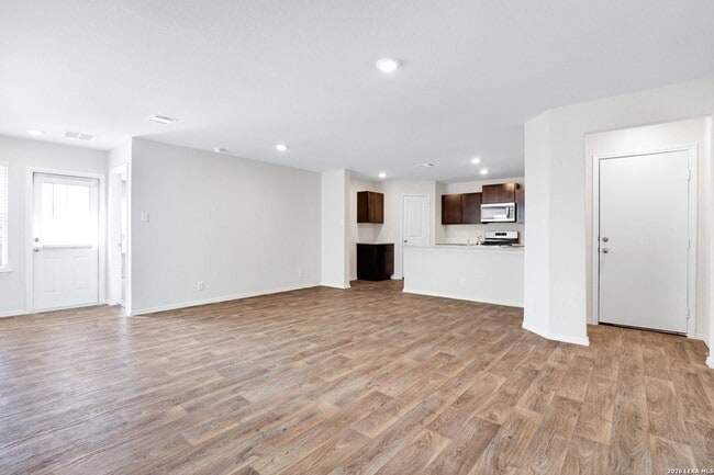 Building Photo - 13512 Waxman Spark