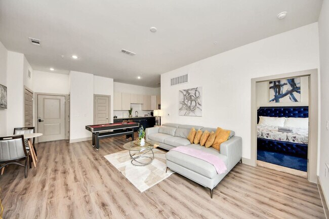 Foto del edificio - 18210 Park Row Blvd