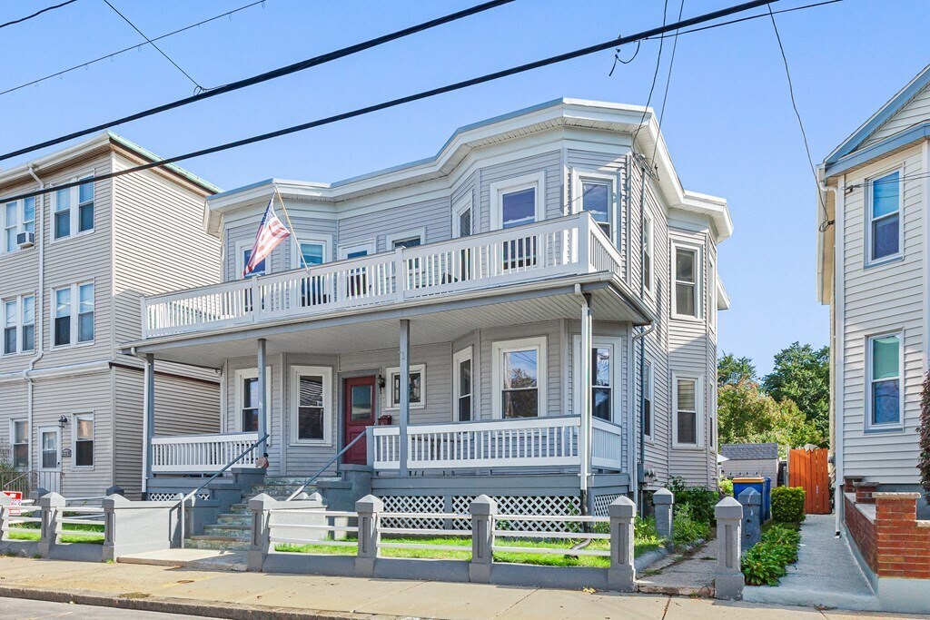 332 Shirley St Unit 1, Winthrop, MA 02152 Room for Rent in Winthrop