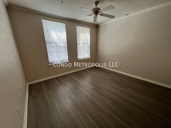 Foto del edificio - 1/1 Downtown Condo - Reduced Price!