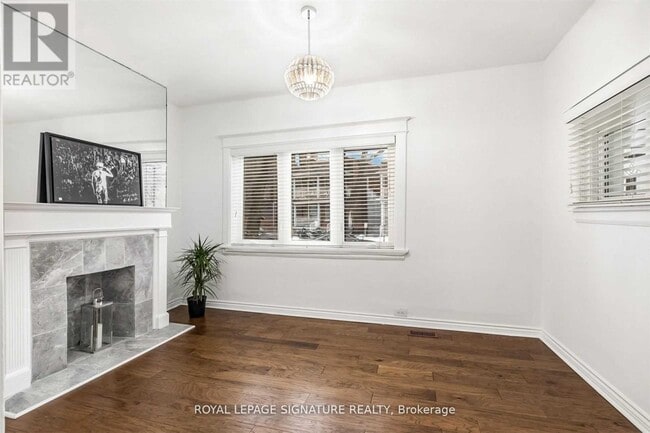 Building Photo - 419 Crawford St