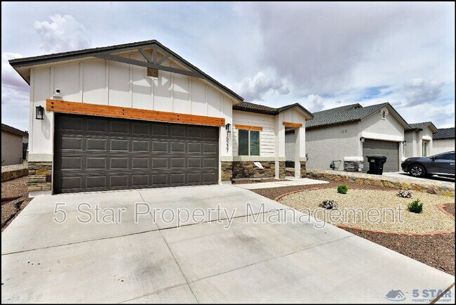 Building Photo - 15237 Ambition Ave