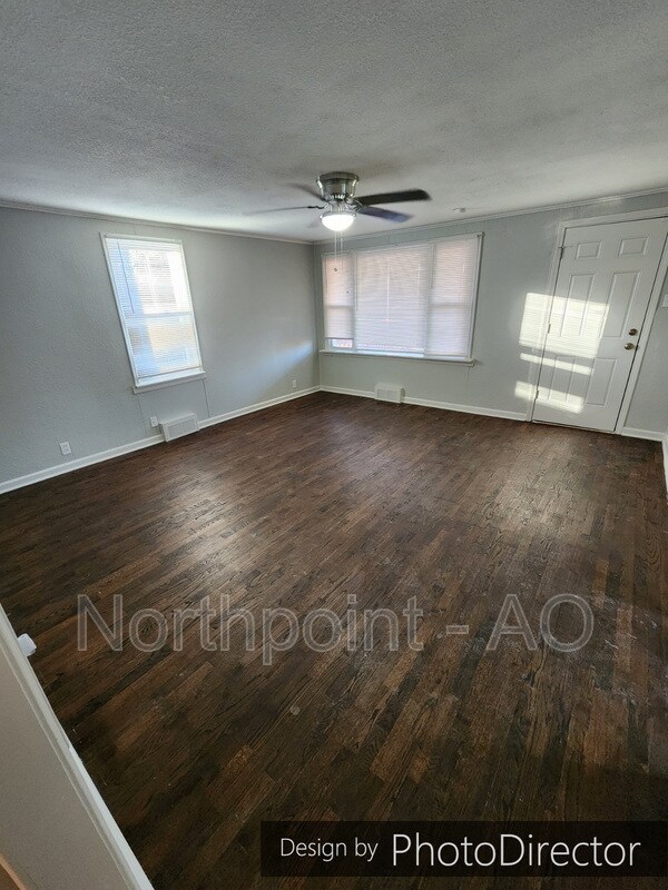 Foto del edificio - 1017 E Smith Ave