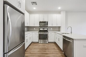 Building Photo - Waldwick Station