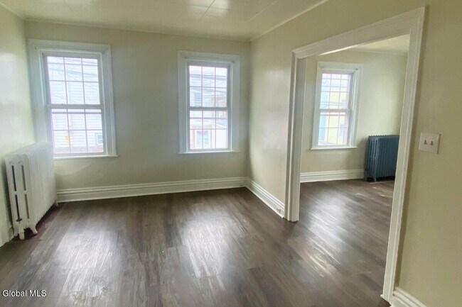 Foto del edificio - 163 Paine St