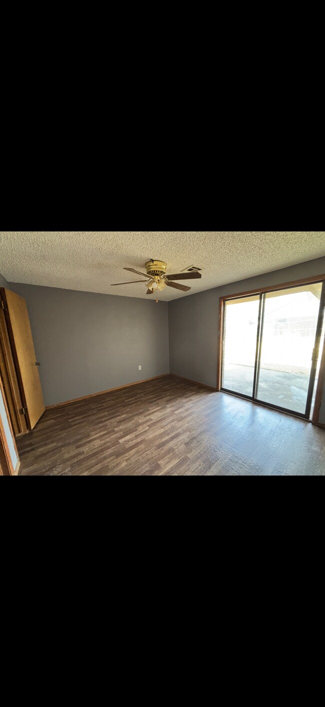 Foto del edificio - 2508 NE Dearborn Ave