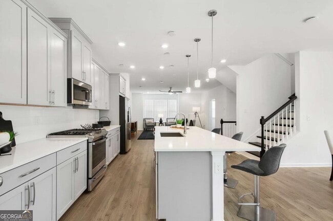 Foto del edificio - 1417 Halstead Pl