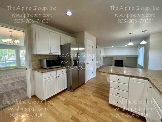 Foto del edificio - Price adjustment on this Sexton Mt. Home!