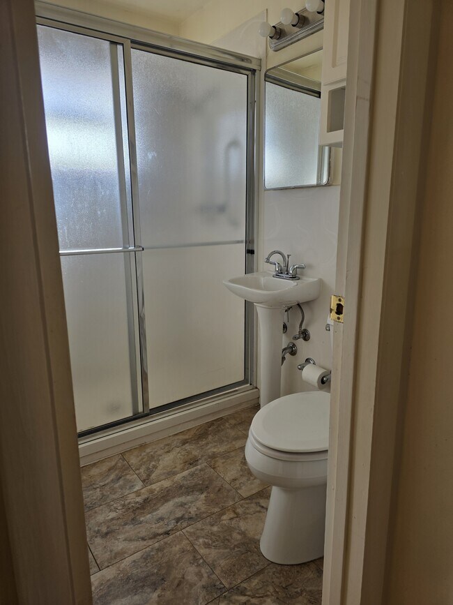 Foto del edificio - 406 N 23rd St