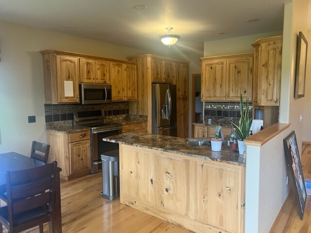 kitchen - 6505 Muirfield Dr