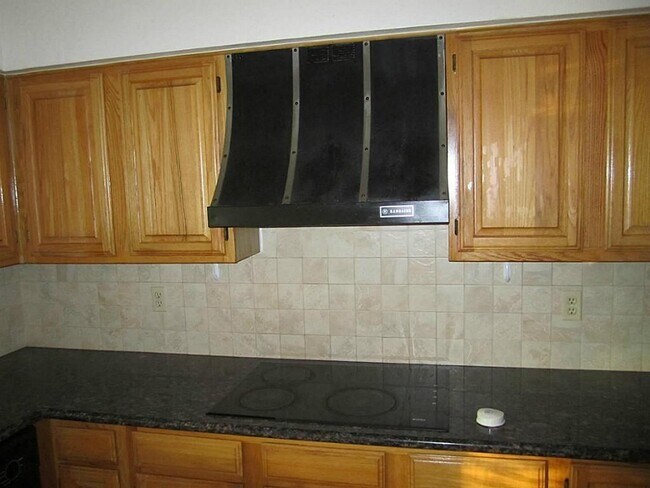 Foto del edificio - 3118 Kempwood Dr