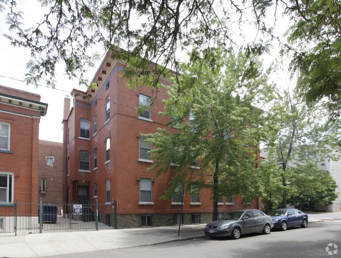 Building Photo - 903 E 14th Ave